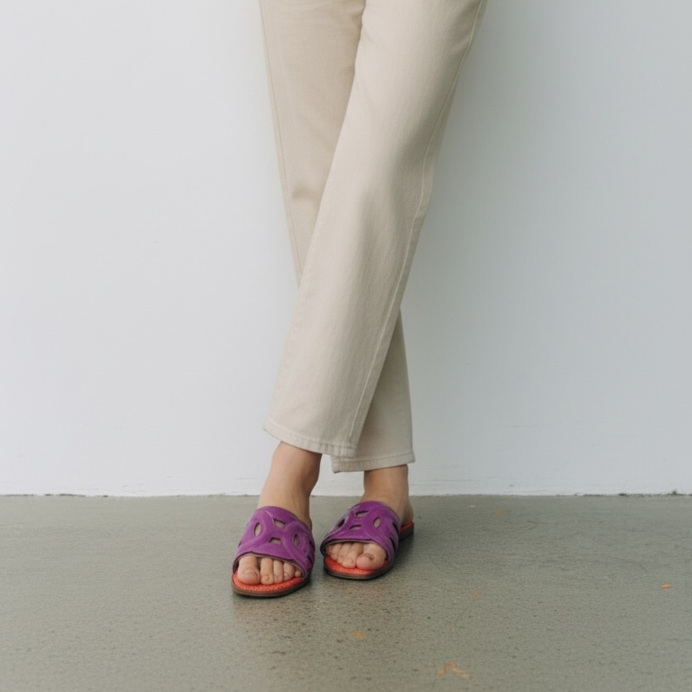 NWOT Nine West Geena Flat Slide Sandals, Dark Pink Fuchsia, Size 11M‎
